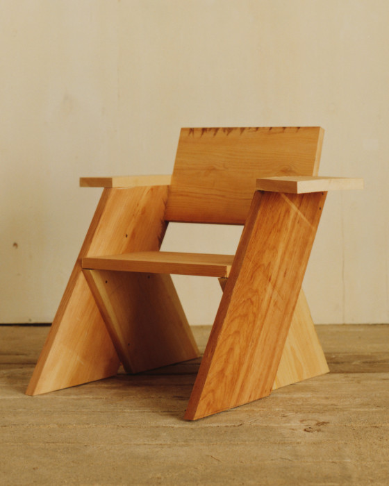 ONE PINE-BOARD CHAIR, 2017
