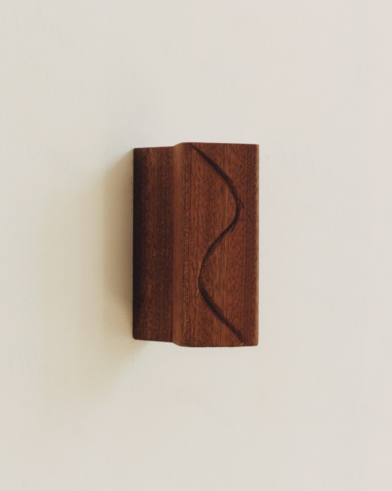 BLACK HYEDUA ARROWHEAD PULL W/ HAND CARVING II, 2019