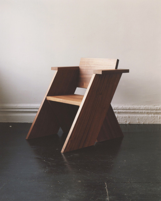 ONE AFRICAN MAHOGANY-BOARD CHAIR, 2019